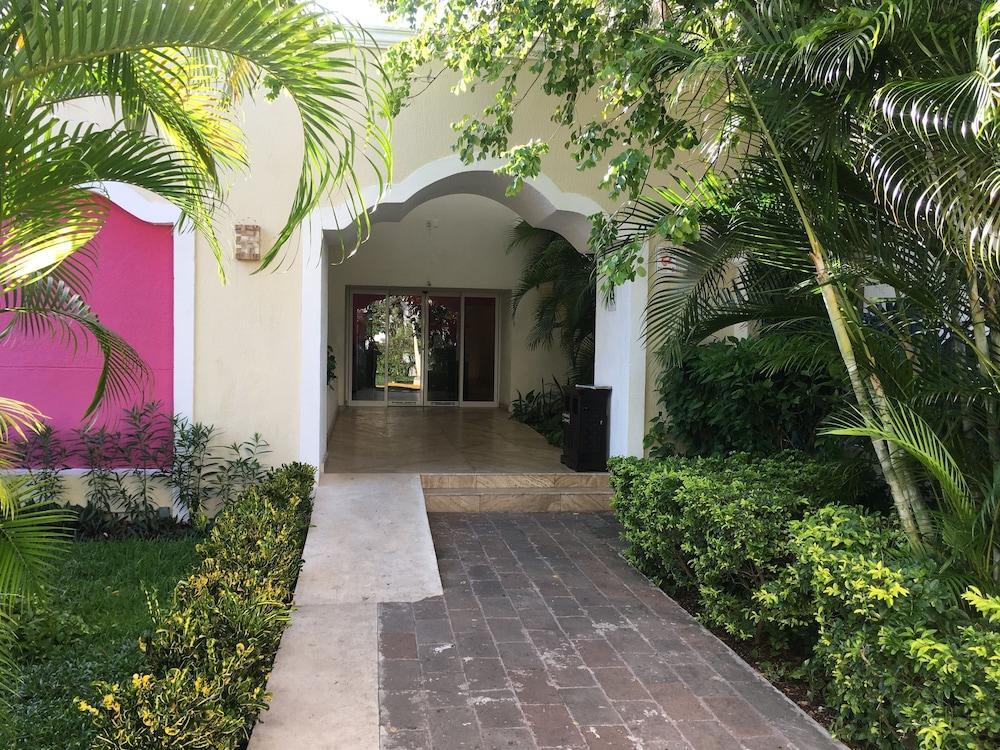 Hotel Margaritas Cancun Dış mekan fotoğraf