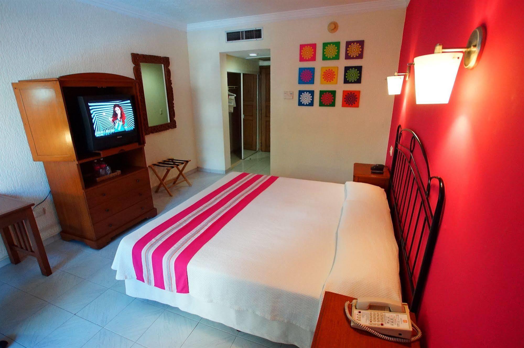 Hotel Margaritas Cancun Dış mekan fotoğraf